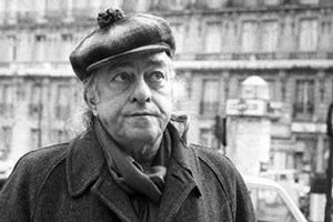Reprodução Vinicius de Moraes de boina e casaco de frio