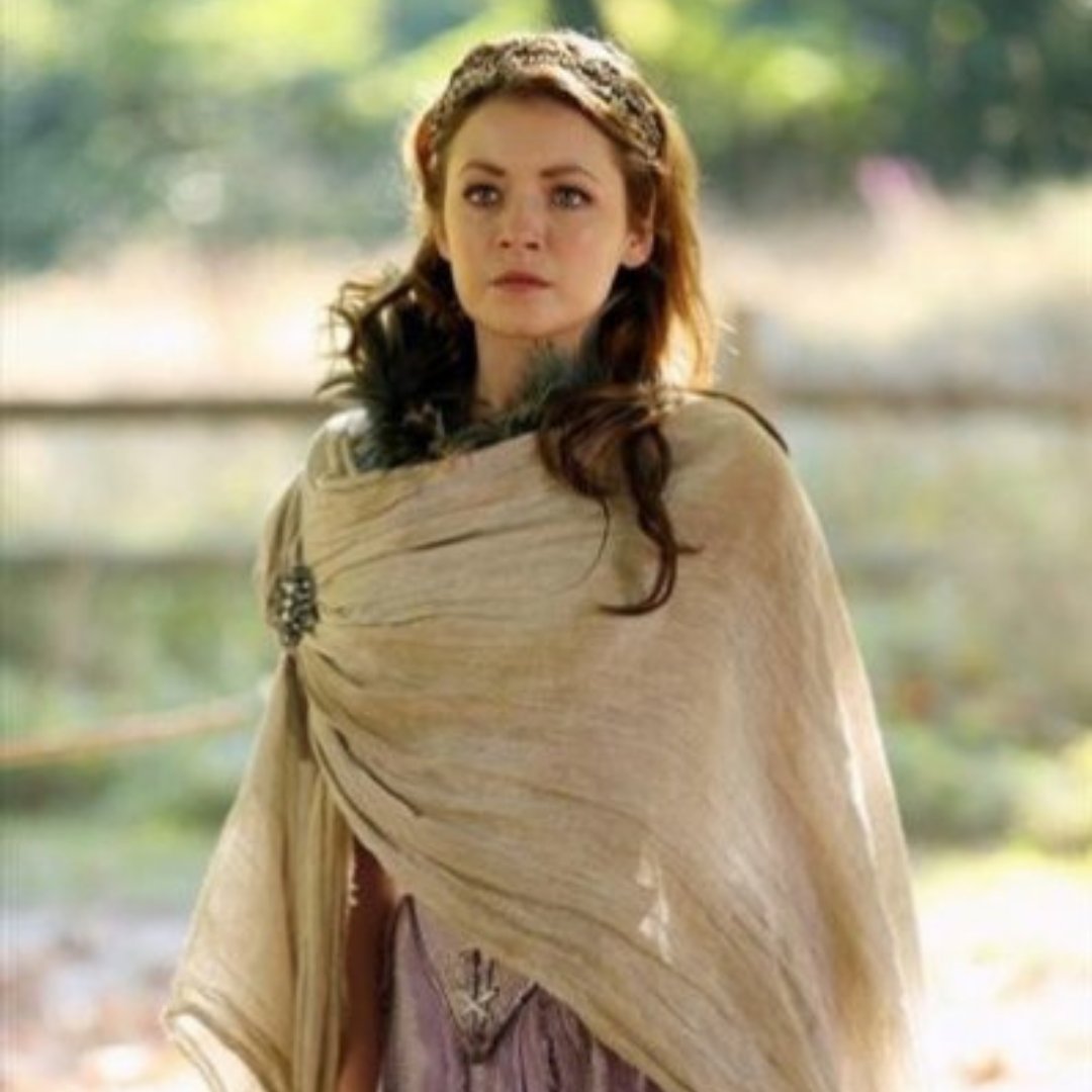 Imagem da personagem Aurora, da série Once Upon a Time, durante cena