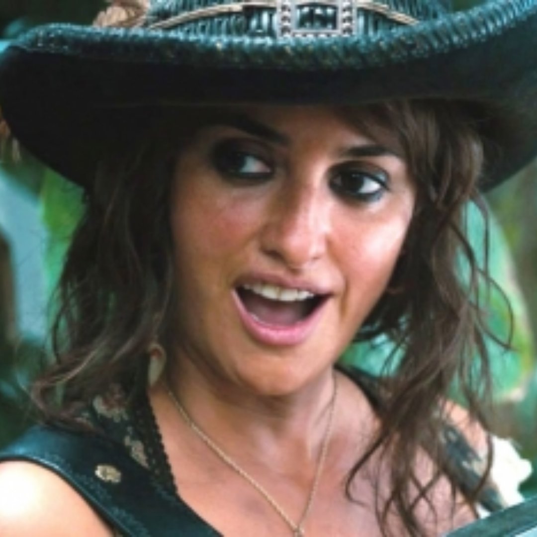 Atriz Penélope Cruz como a personagem Angelica Teach na série de filmes Piratas do Caribe