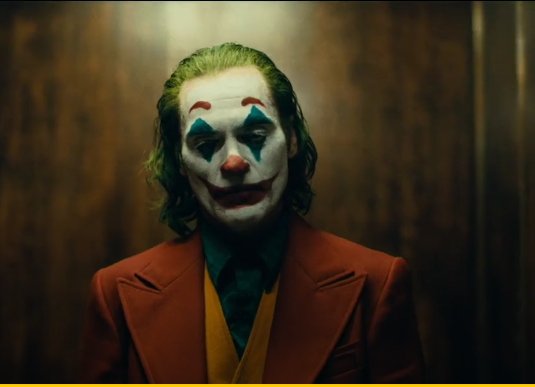 Imagem de uma cena do filme 'Coringa'.