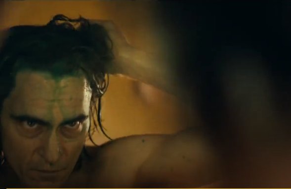 Coringa / Reprodução AdoroCinema Imagem de uma cena do filme 'Coringa'.