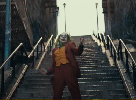 Coringa / Reprodução AdoroCinema Imagem de uma cena do filme 'Coringa'.