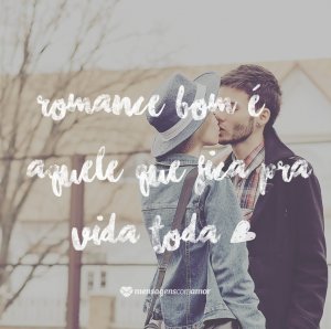 Mensagens Com Amor/Canva 'Romance bom é aquele que fica a vida toda' - Mensagens românticas de aniversário