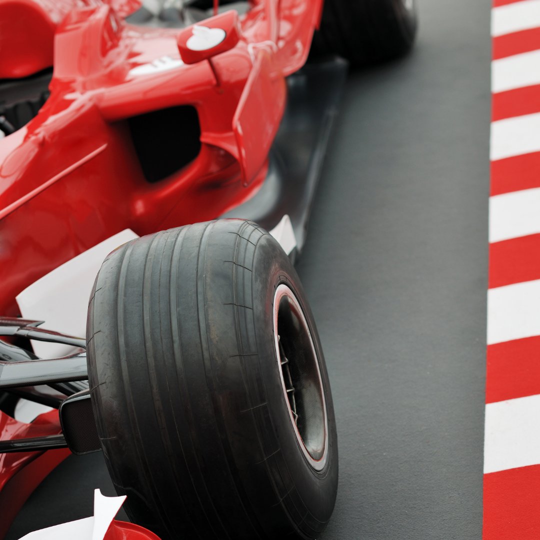 .Shock / Canva Foto de carro de corrida da fórmula 1
