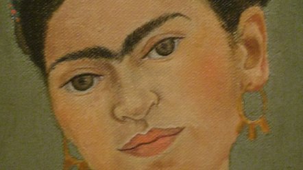 Parte de um auto retrato de Frida Kahlo