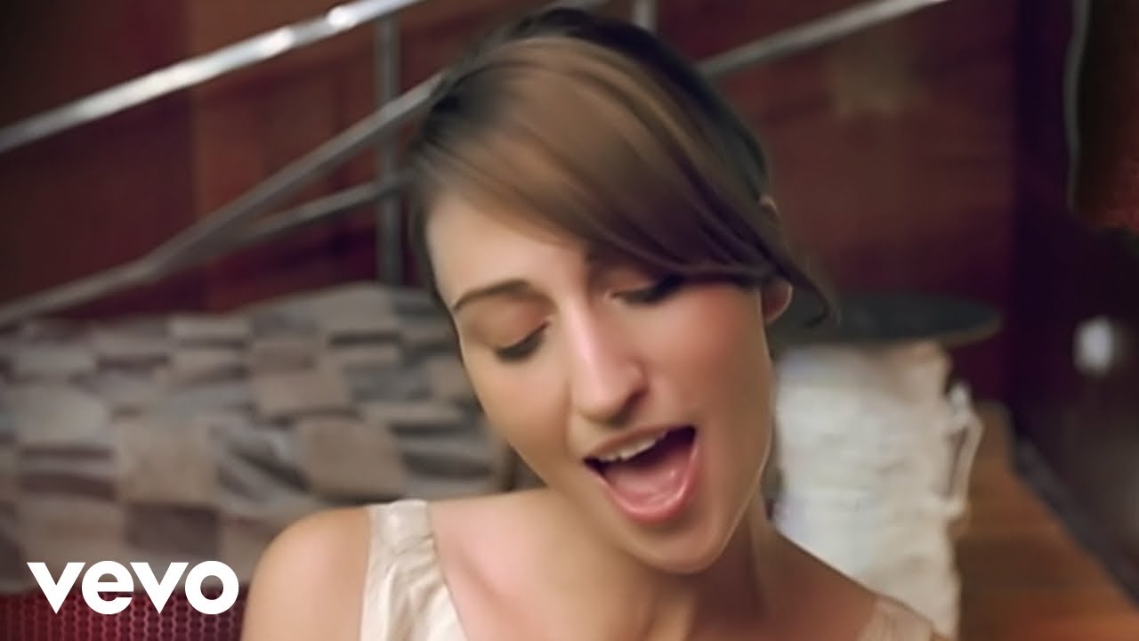 Capa do vídeo 'Sara Bareilles - Love Song'