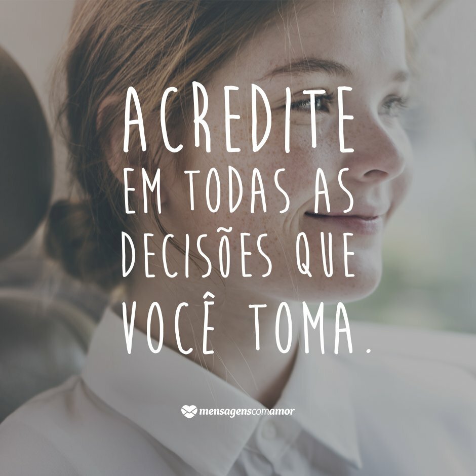 Parabéns formando Tenha muito sucesso Quanto orgulho poder ver vocª se formando mesmo depois de tantas dificuldades e obstáculos pelos quais vocª passou vocª conseguiu