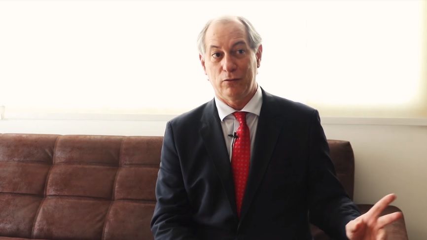 Ciro Gomes falando em uma entrevista.