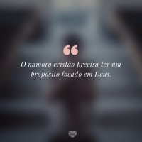 Foto de Ben White no Unsplash Casal lendo a Bíblia.