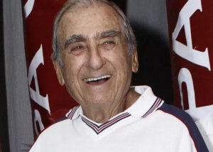 Foto: Divulgação Elias Gleizer sorrindo