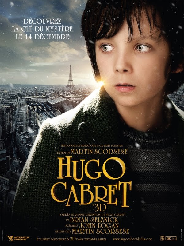 Ator protagonista em poster de divulgação do filme 'A Invenção de Hugo Cabret'