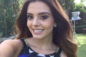 Divulgação Selfie de atriz Giovanna Lancellotti
