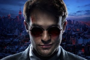 Divulgação/Netflix Poster com o protagonista da série e a cidade ao fundo.
