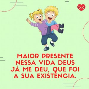 Canva/Mensagens com Amor 'Maior presente nessa vida Deus já me deu, que foi a sua existência.' - Frases de aniversário para irmã