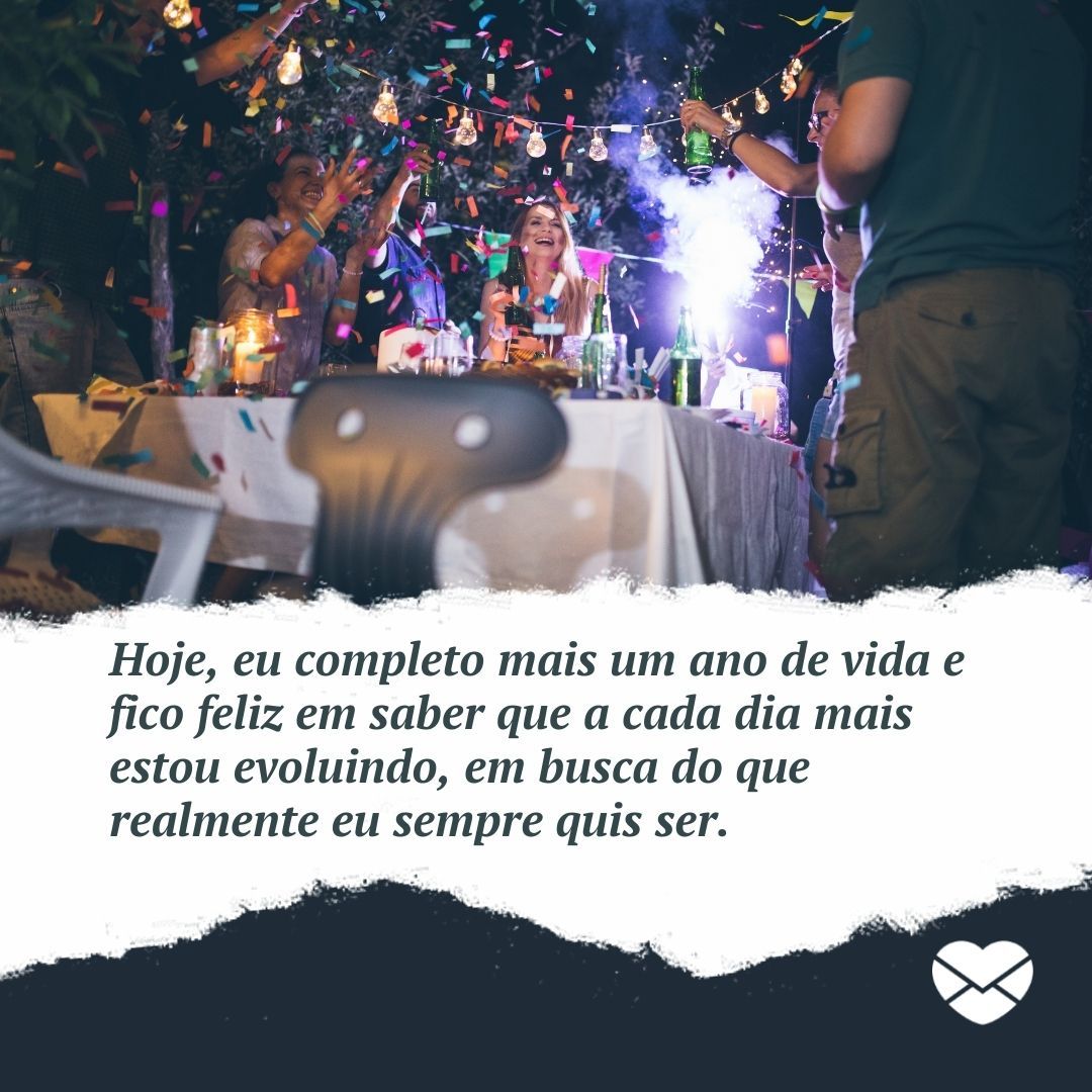 Mensagens Com Amor/Canva 'Fico feliz em saber que a cada dia mais estou evoluindo' - Parabéns para mim