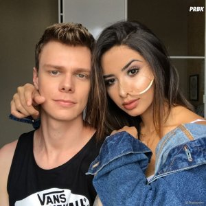Nara Almeida e namorado