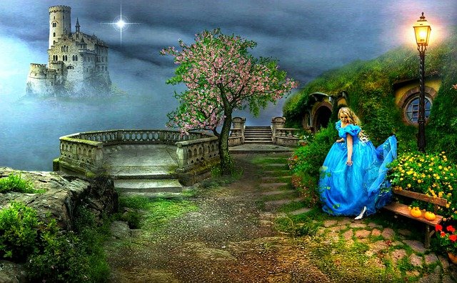 Cinderella andando por bosque