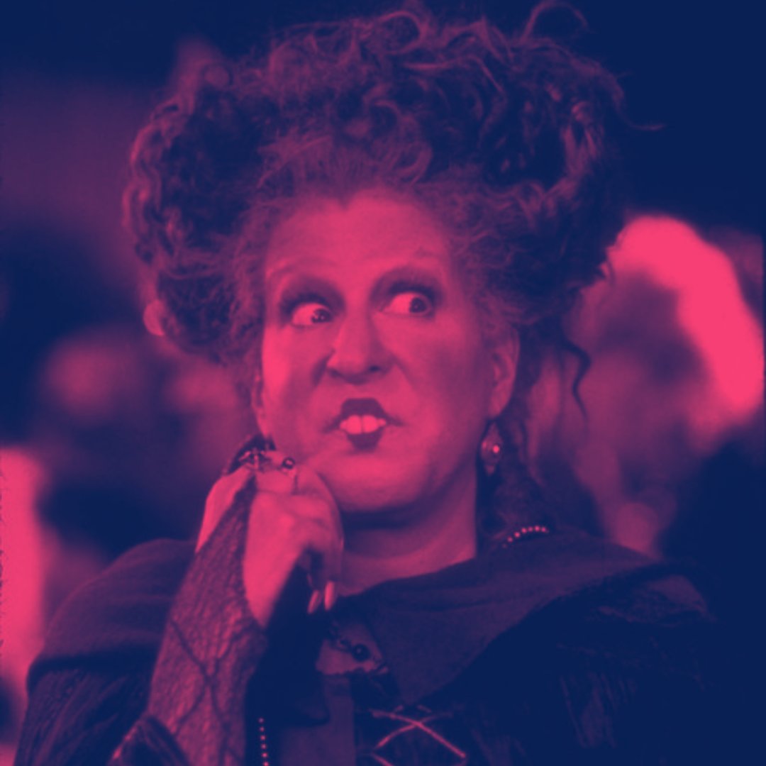 Foto de Bette Midler como a personagem Winifred Sanderson em 'Abracadabra'