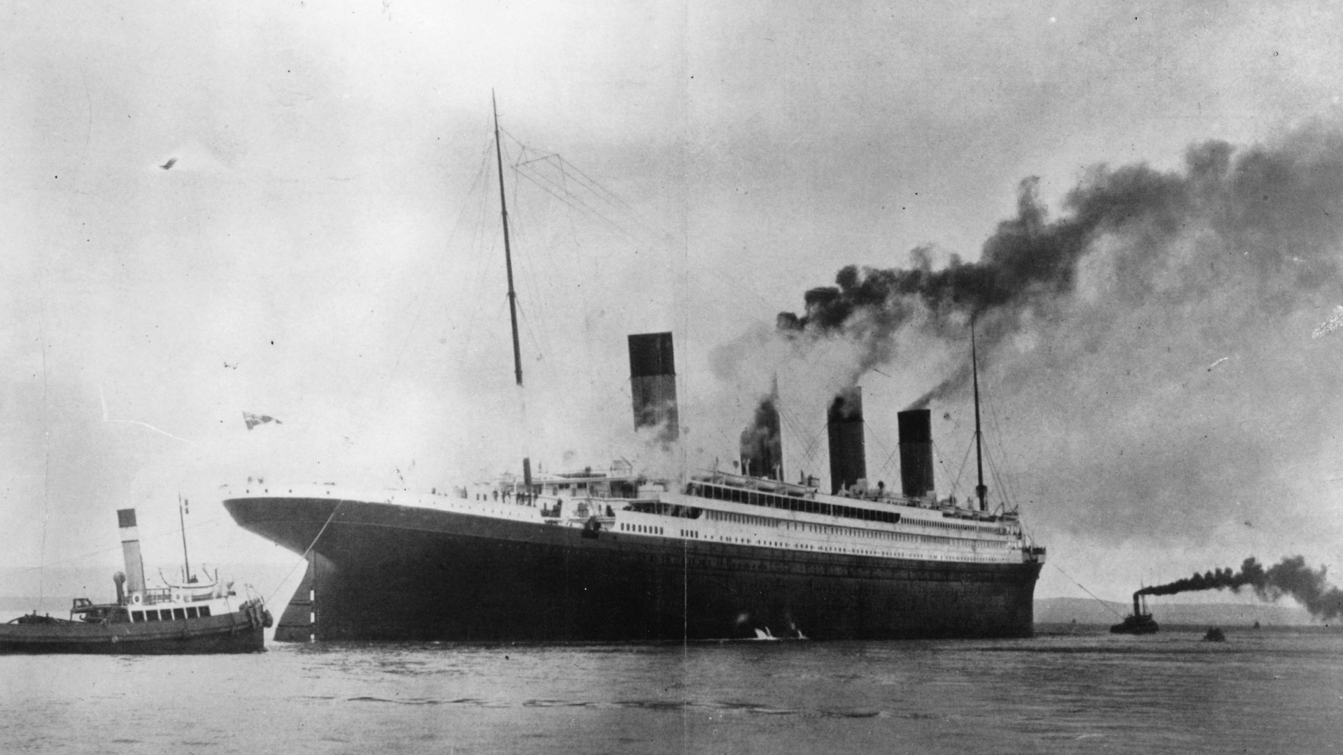 Imagem de câmera do Titanic no mar