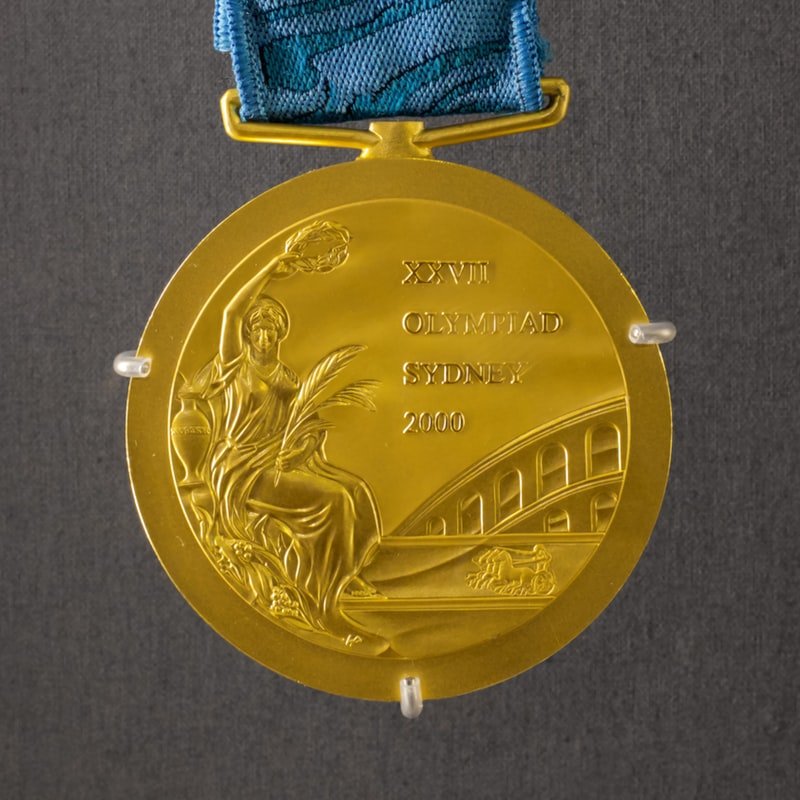 Medalha de ouro das Olimpíadas de Sydney, de 2000.