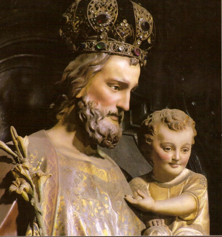 Estátua de São José e menino Jesus