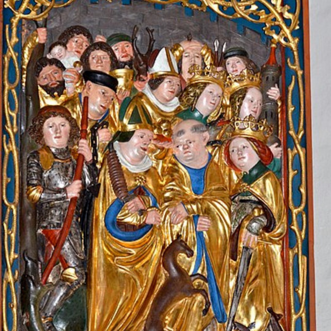 Imagem de uma escultura com os 14 santos auxiliares