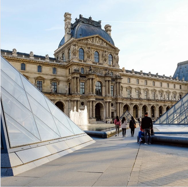 Museu do Louvre.