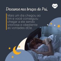 Menino asiático orando