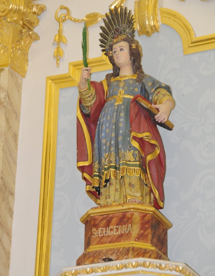 Estátua da Santa Eugênia