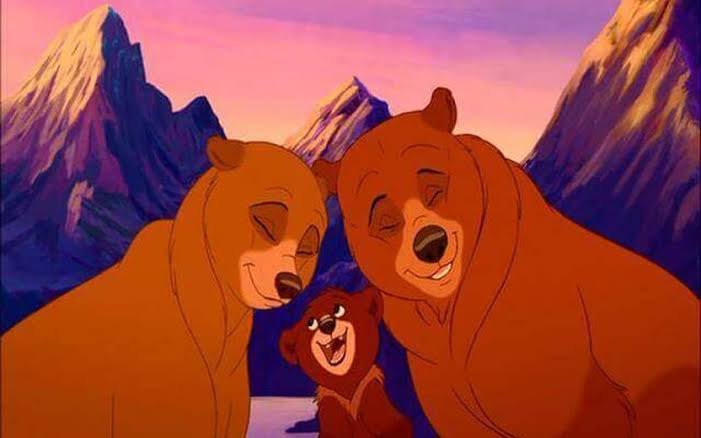 Foto de personagens do filme irmão urso