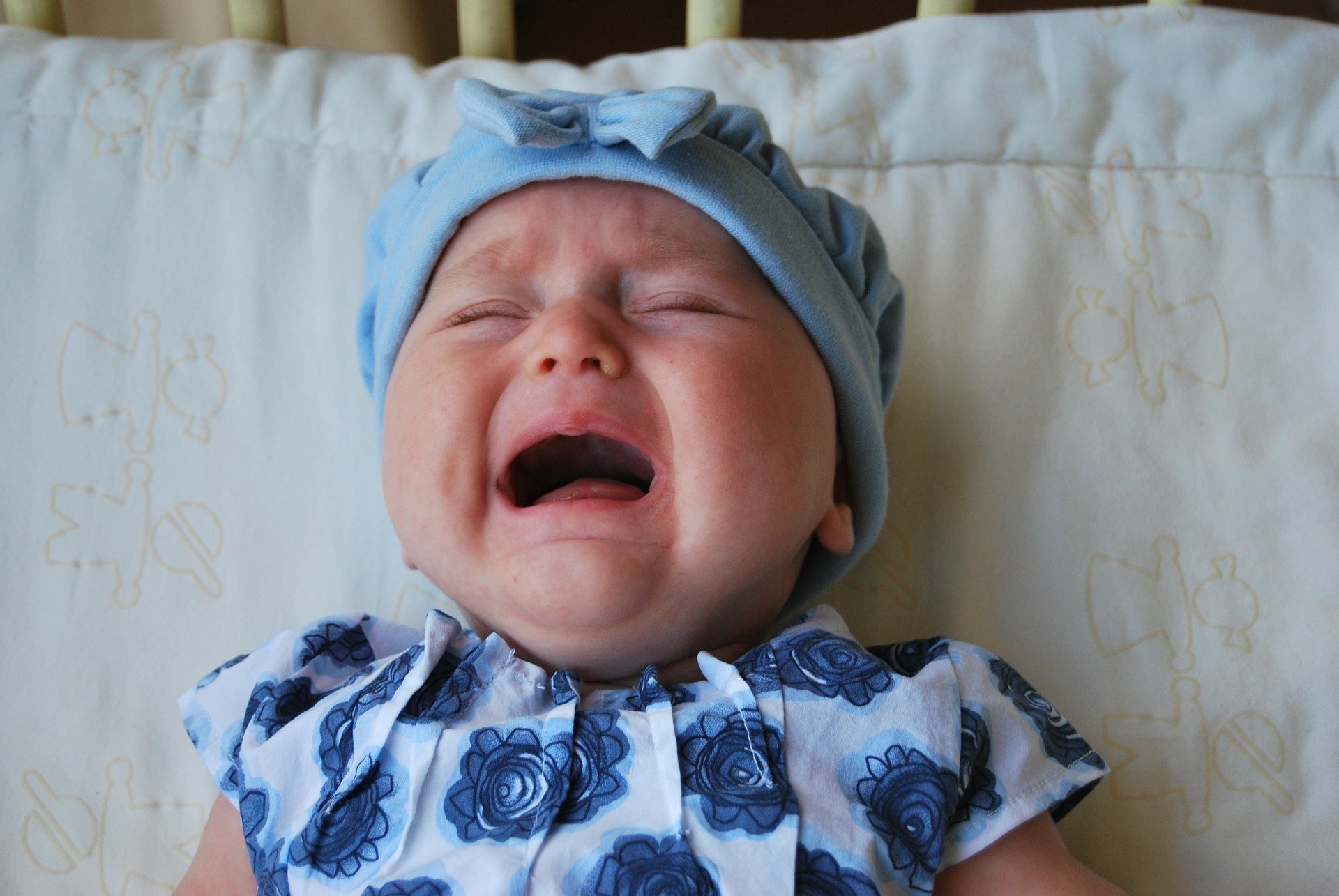 Imagem de bebe chorando