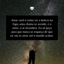 Por: Wendy Jolivot Casal em um parque com confetes caindo sobre eles
