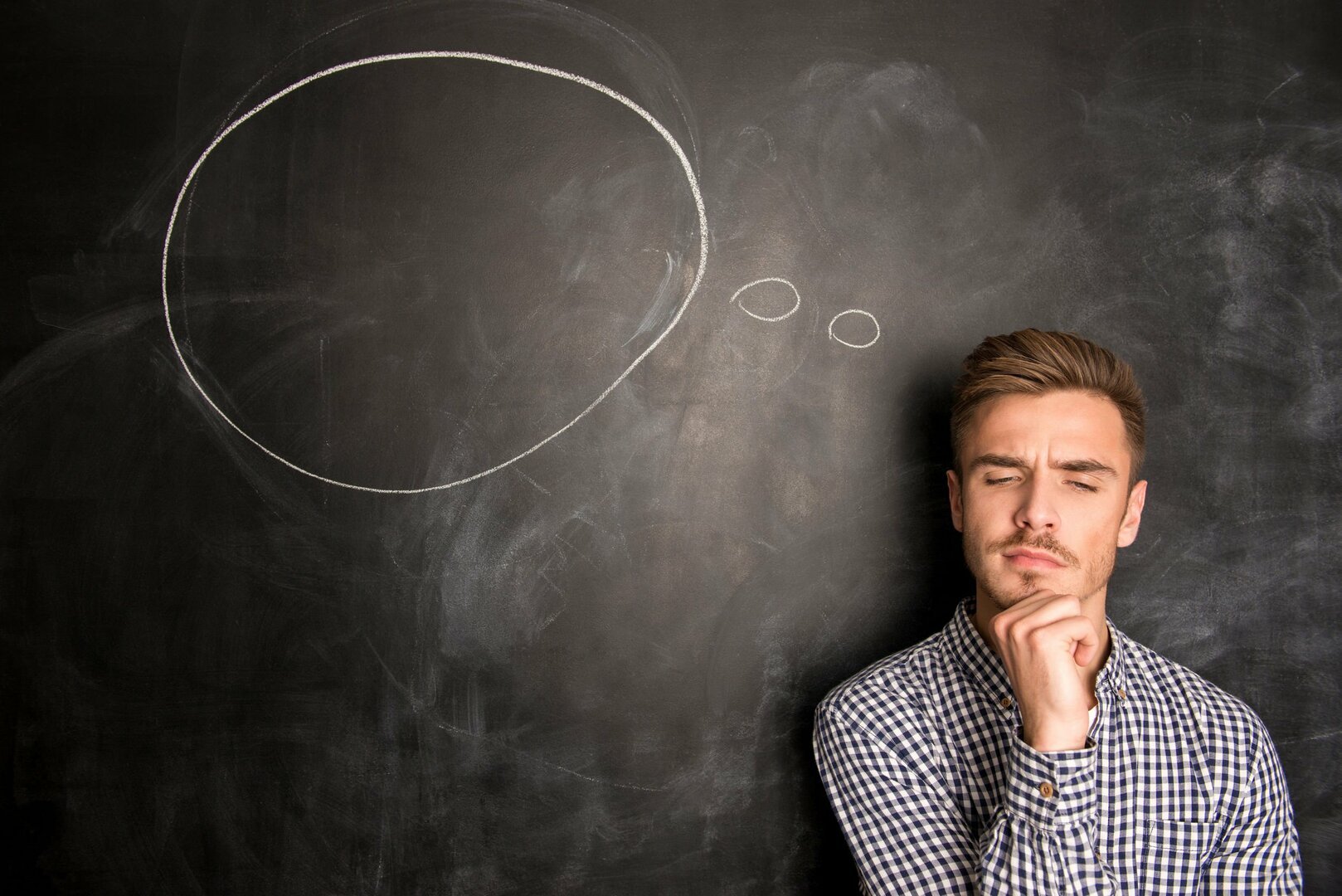 A person who thinks all the time. Человек думает. Человек задумался. Парень думает. Человек размышляет. A person who thinks all the time. Человек думает. Человек задумался. Парень думает. Человек размышляет.