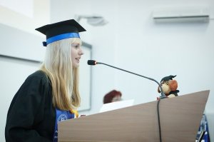 Pixabay Formanda discursando
