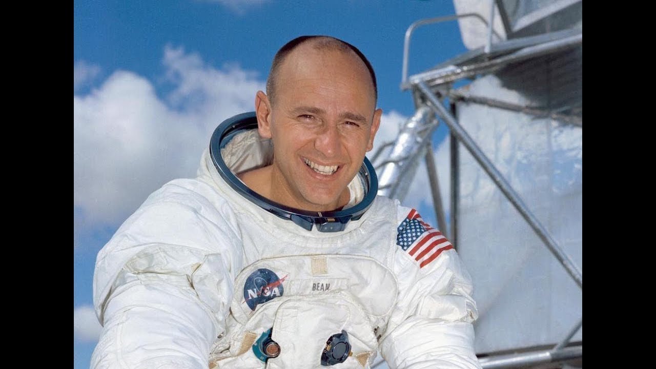 exame.abril.com.br Alan Bean