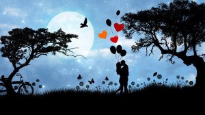Pixabay/ Bing N. Silhueta de casal se beijando sob a luz do Luar