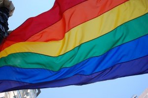 Pixabay/nancydowd Bandeira LGBT