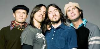 Reprodução / Kiss Red Hot Chilli Peppers