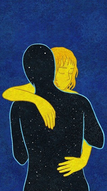 Ilustração de mulher amarela abraçando pessoa pintada de céu