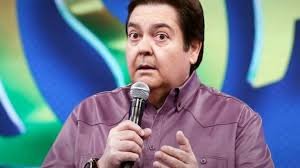 Faustão apresentando seu programa