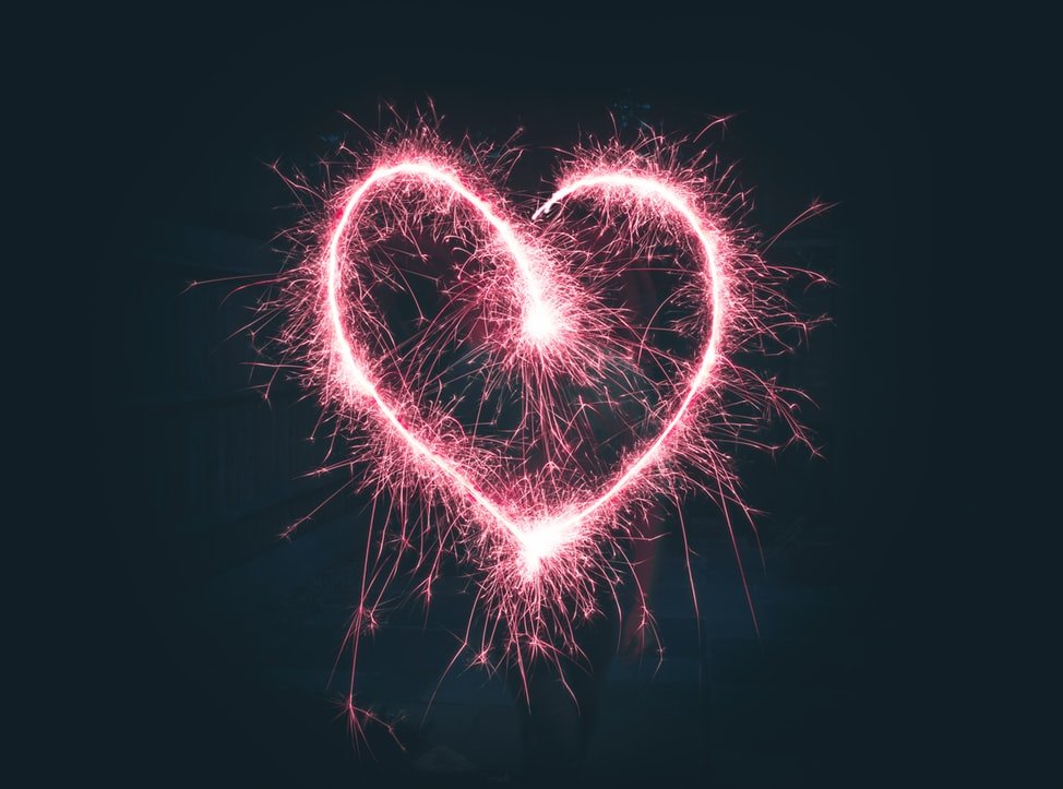 Fogos de artifício em formato de coração