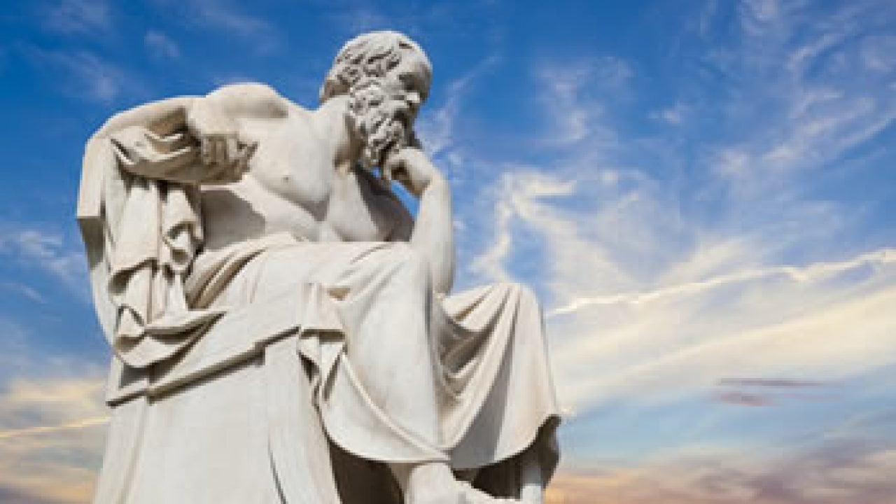 Estatua do filósofo Aristóteles
