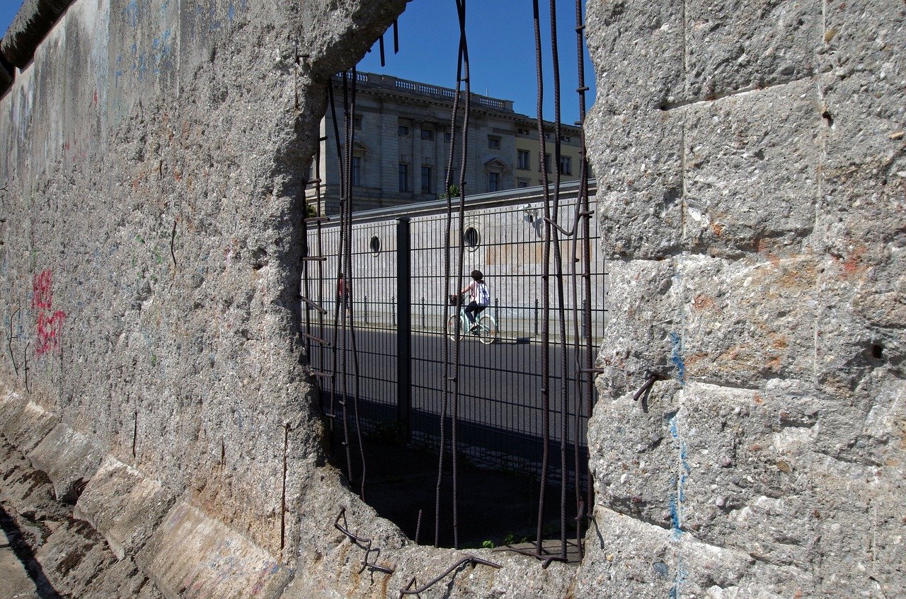Buraco no Muro de Berlim, na Alemanha