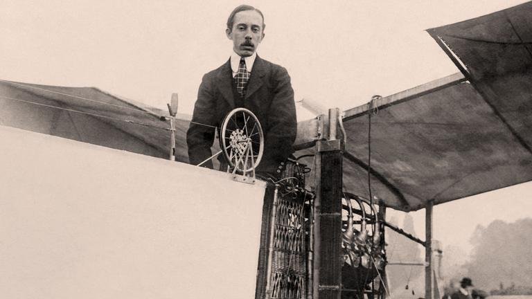 Wikimedia Commons Santos Dumont dentro do 14 Biz .