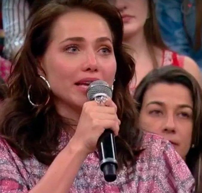 Foto da atriz Letícia Colin no programa Altas Horas, da Rede Globo