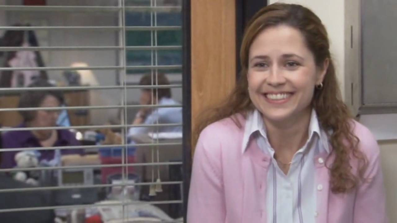 Pam sorrindo