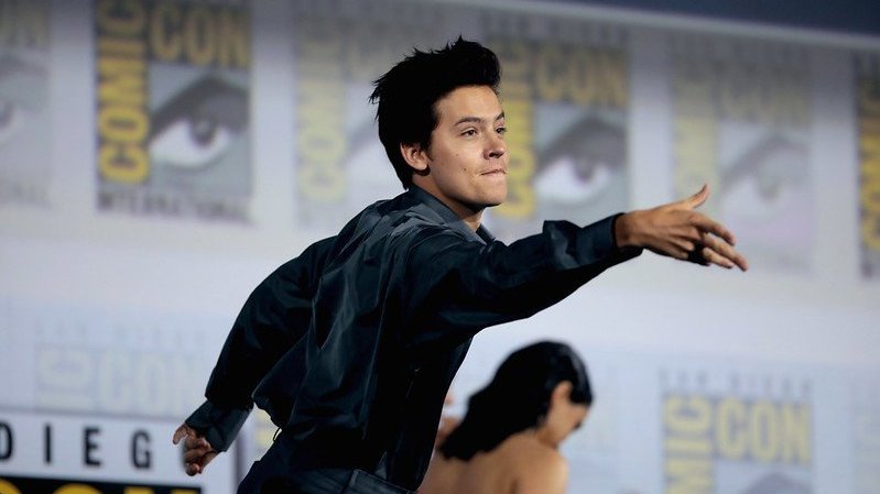 Cole Sprouse na ComicCon Experience.