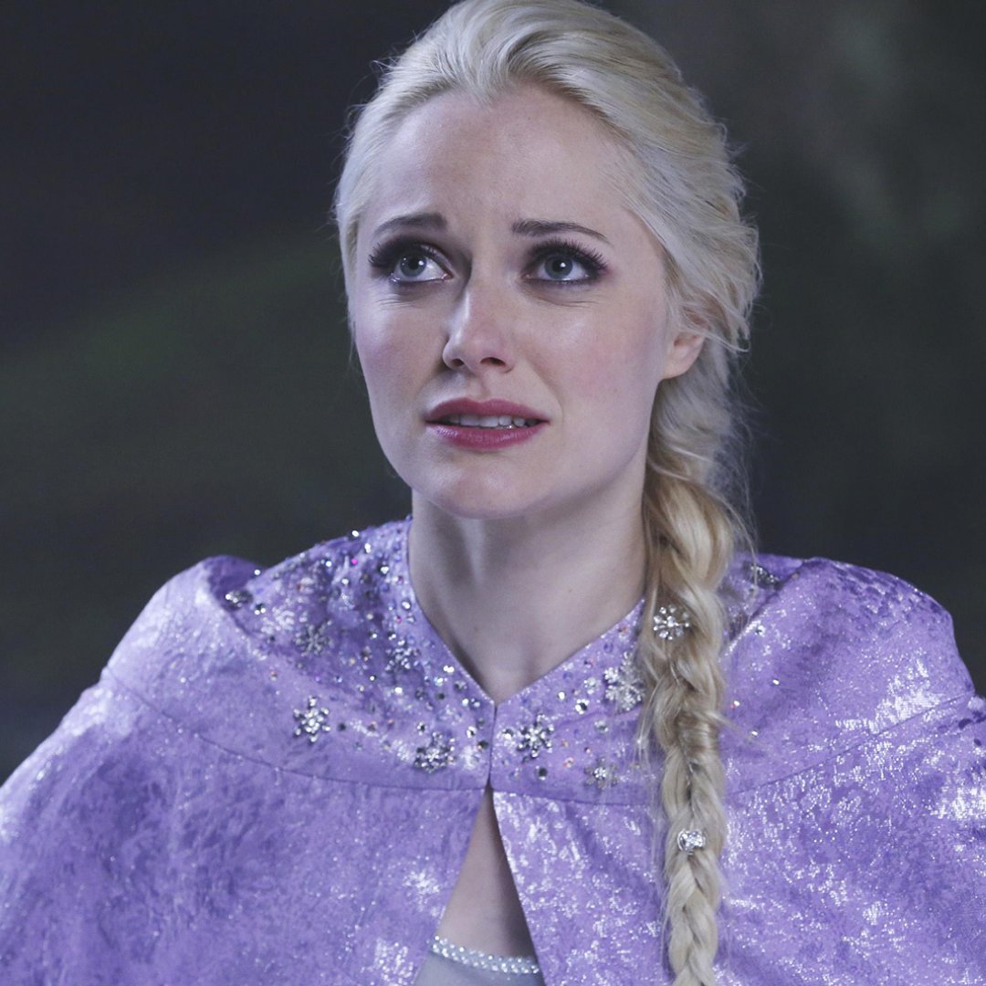 Imagem da personagem Elsa durante cena, da série Once Upon a Time