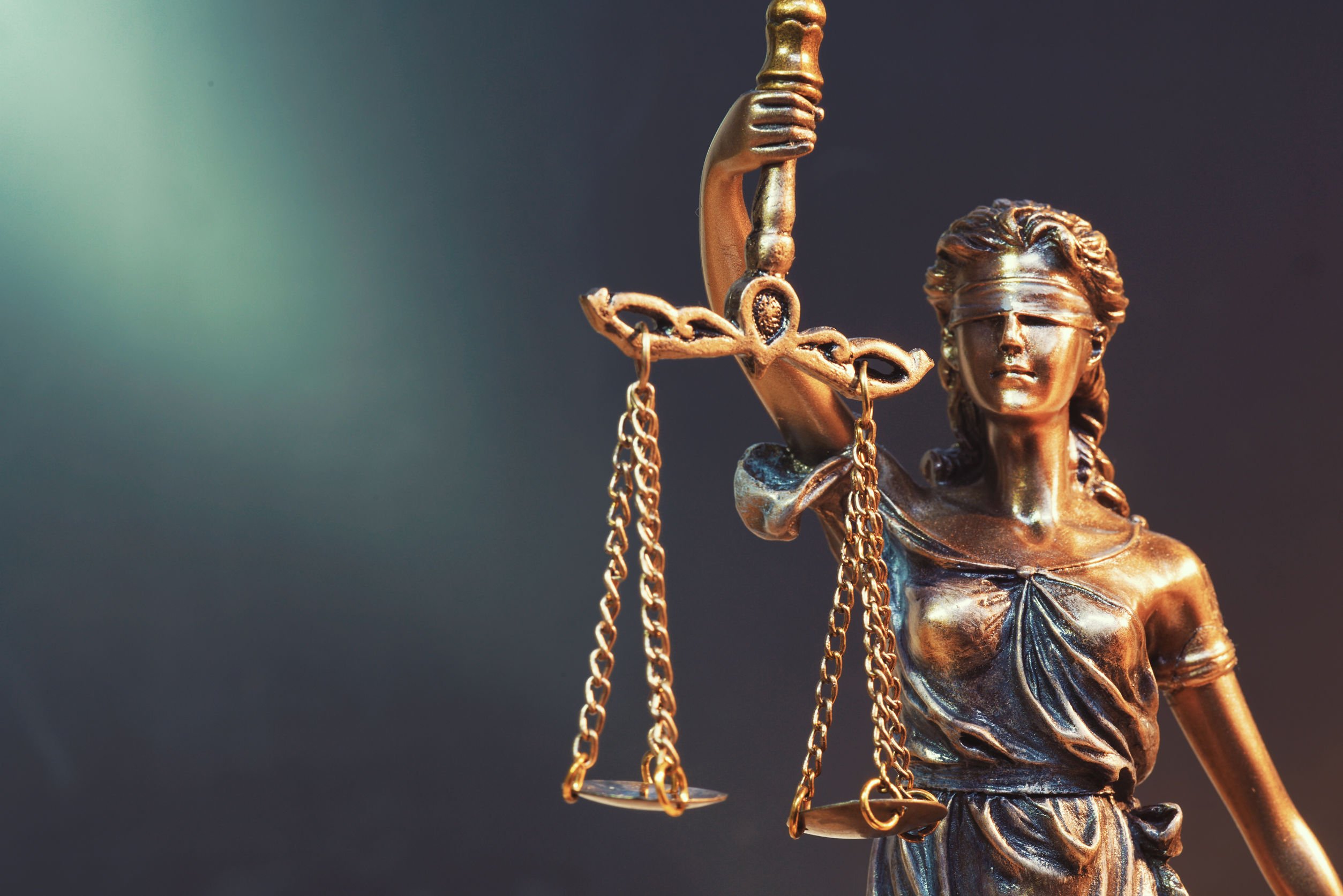 Alexander Kirch / 123RF Estátua da justiça.