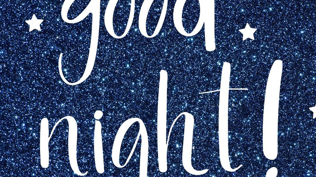 Imagem com a escrita 'good night', que significa 'boa noite' em inglês.